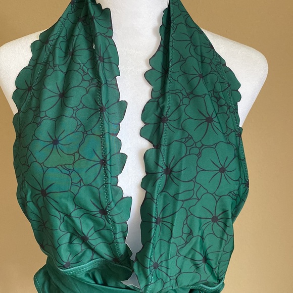 Coveshe Black/Green One piece swimsuit with pareo - Brand New - Picture 2 of 7